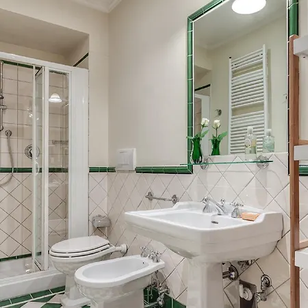 Lungarno Apartment Διαμέρισμα *
